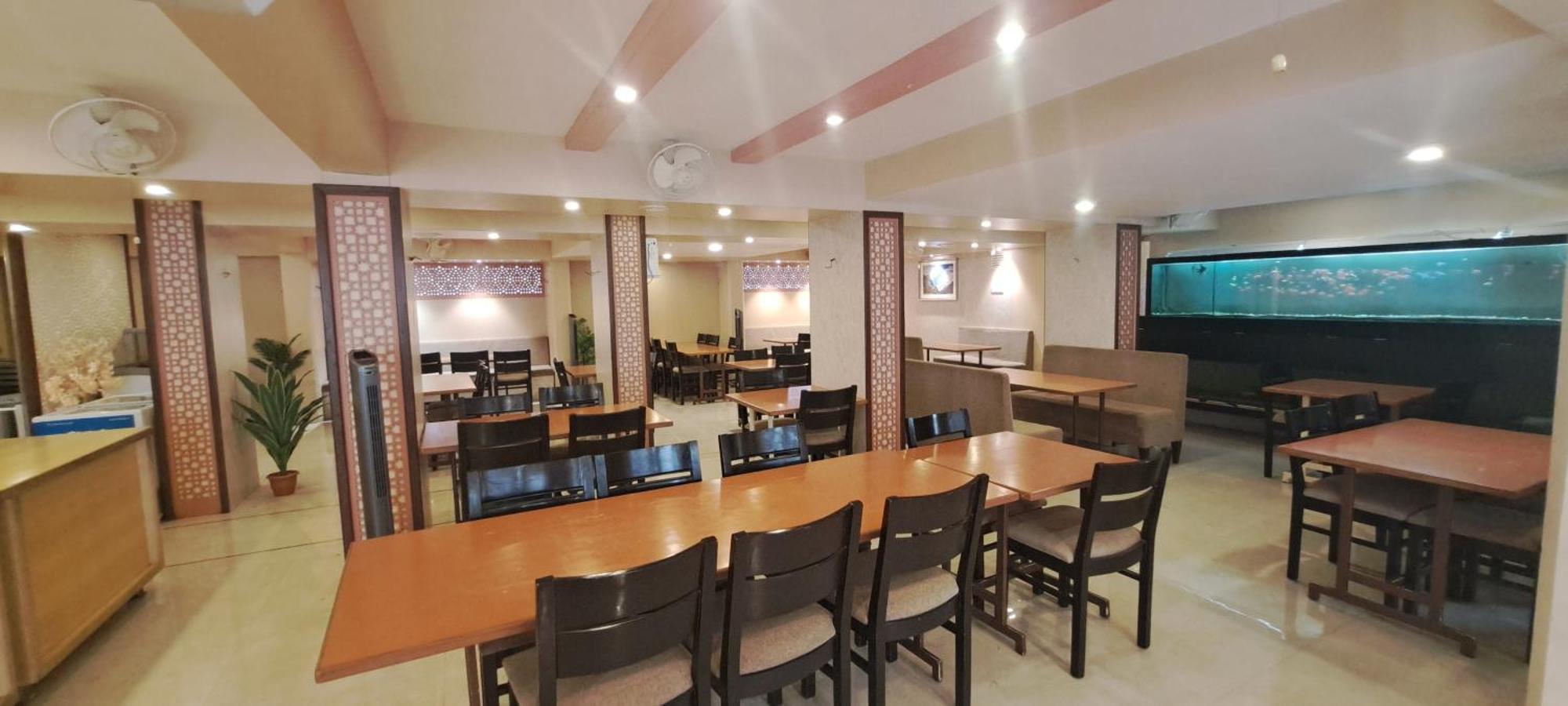 Hotel Swaroop Pune Ngoại thất bức ảnh