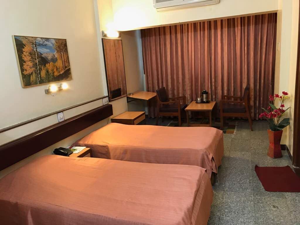 Hotel Swaroop Pune Ngoại thất bức ảnh